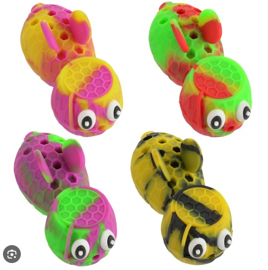 Bee20Silicone20pipe.jpg